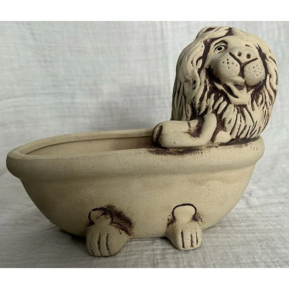 Vintage MCM Lion in a Bathtub Art Pottery Planter Vase 5.5”T 7.5”W Soap Holder